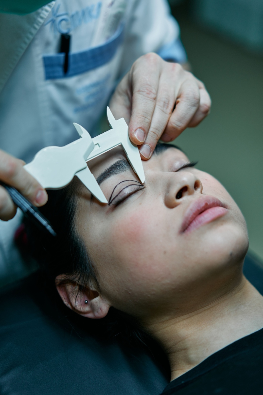 A 360-degree pre-operative visualization gallery
